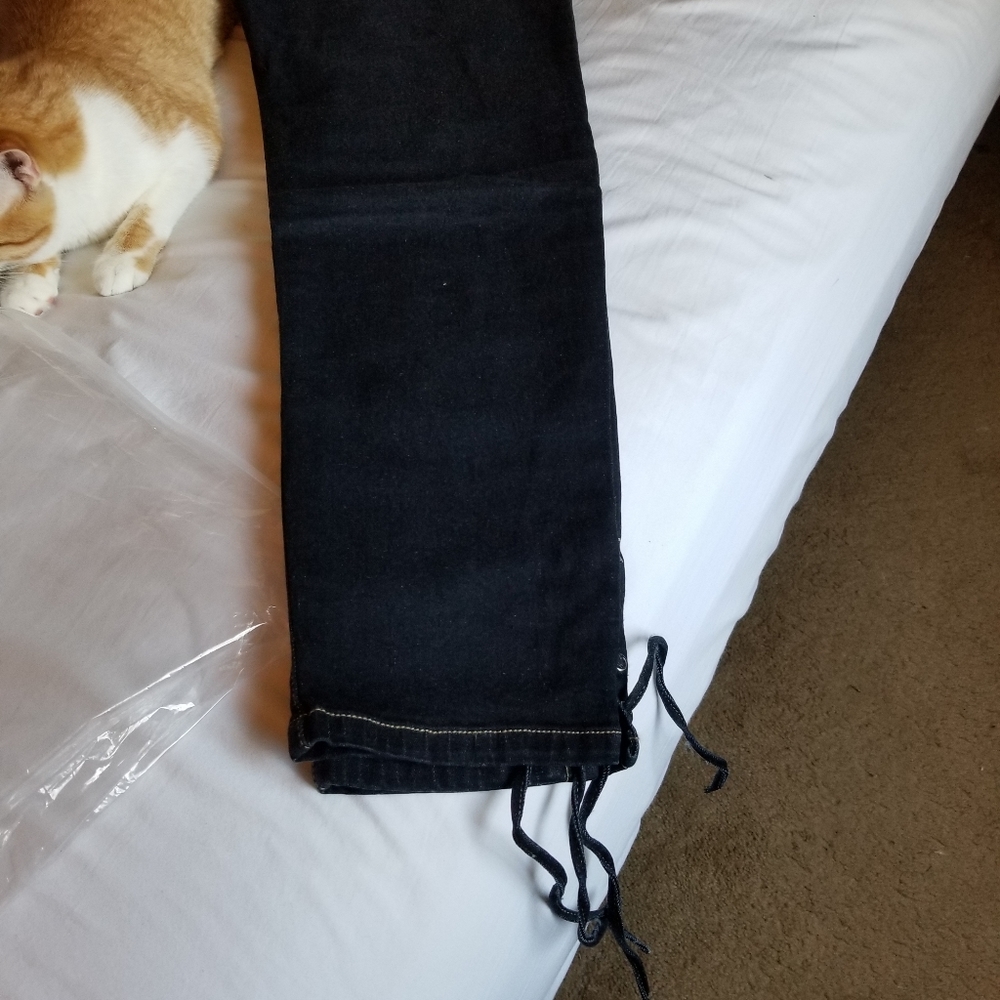 Jeans - Picture 2 of 5